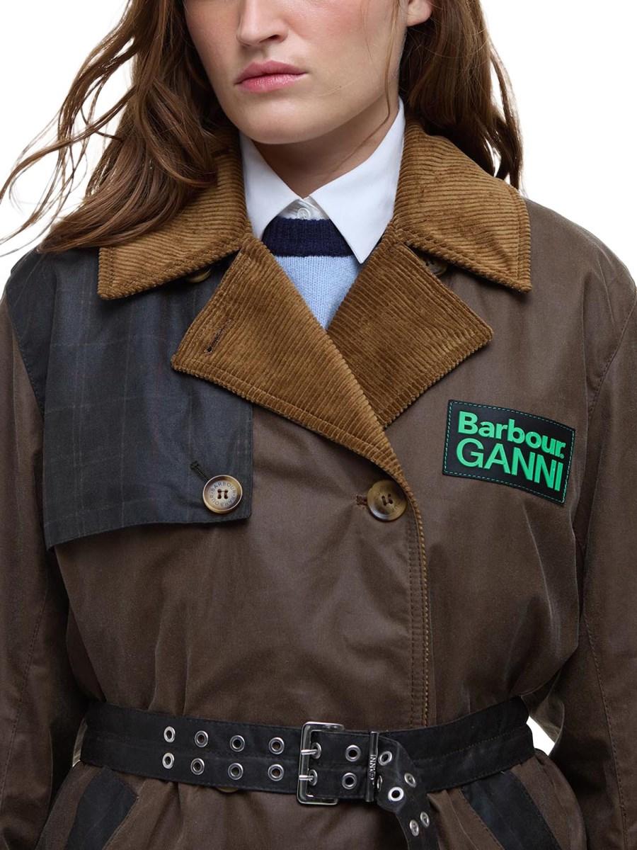 BARBOUR X GANNI TRENCH IN COTONE CERATO BARBOUR X GANNI Consegna Veloce