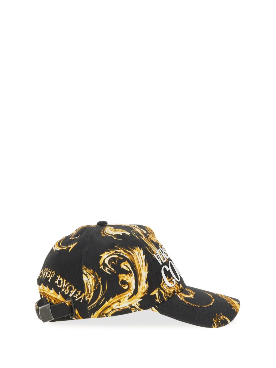 VERSACE JEANS COUTURE CAPPELLO DA BASEBALL CON LOGO CHROMO COUTURE Italia