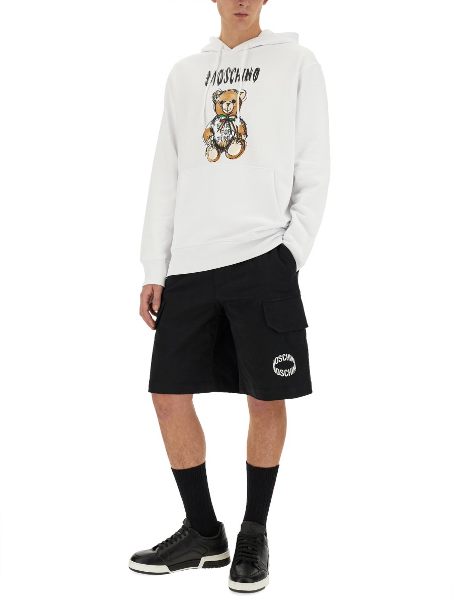 MOSCHINO FELPA IN COTONE CON STAMPA TEDDY Promozione