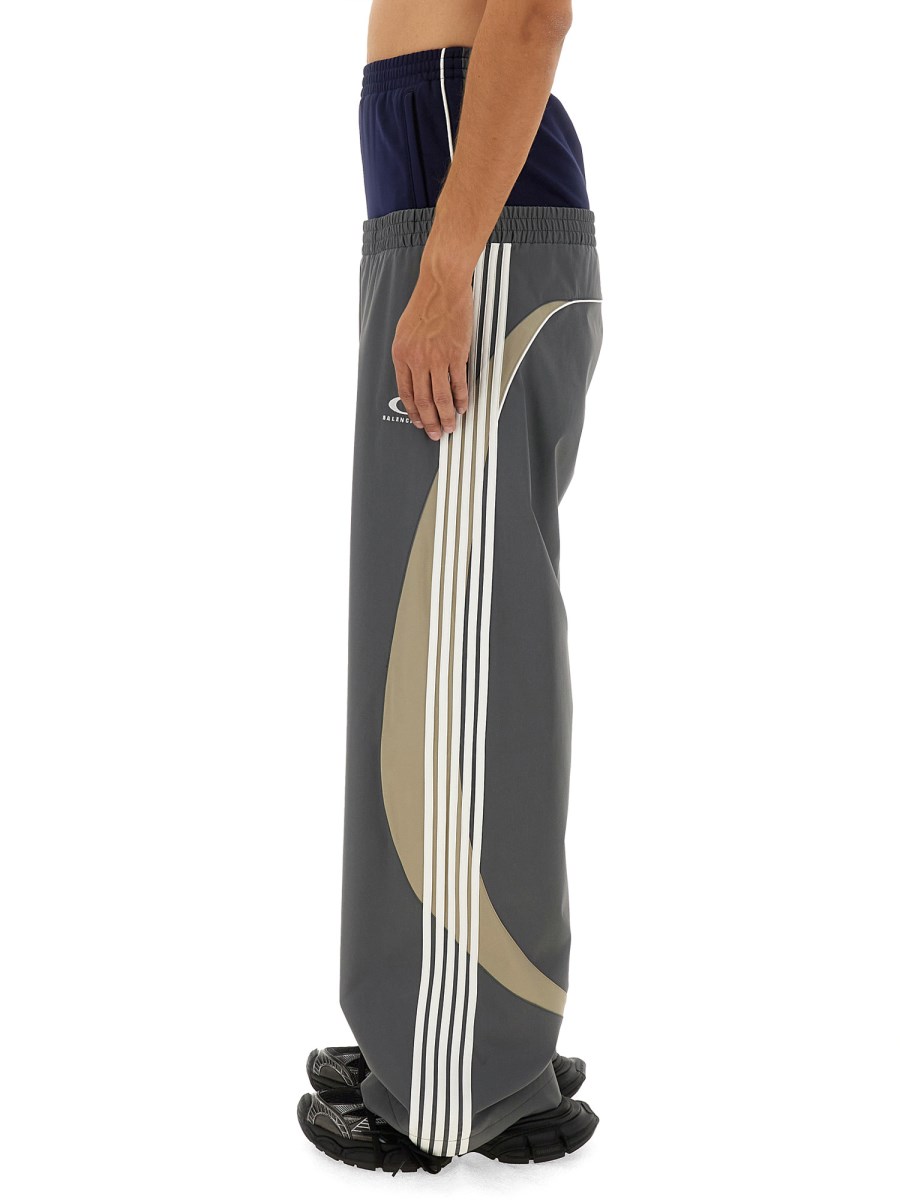 BALENCIAGA PANTALONE TRUCKSUIT CUT-UP Shopping Online