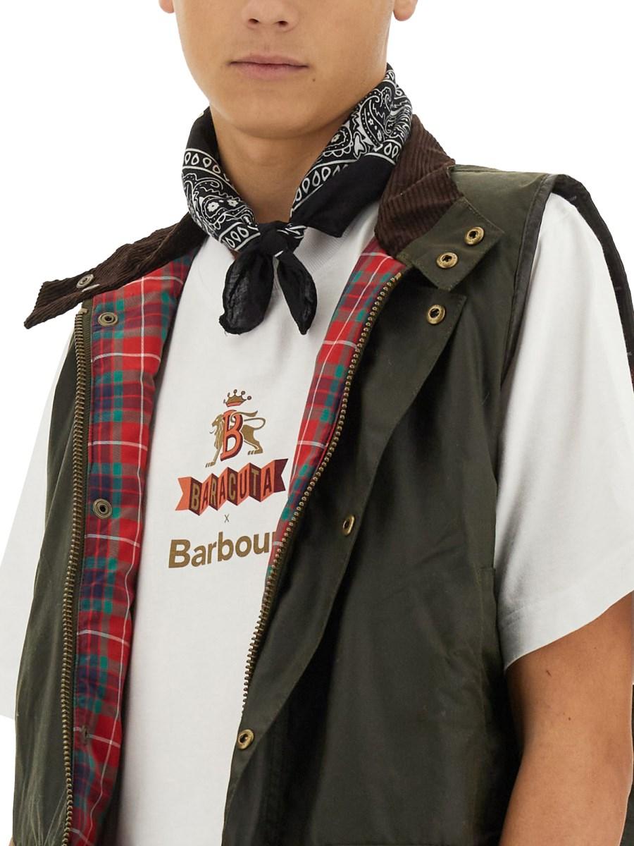 BARACUTA X BARBOUR T-SHIRT IN JERSEY CON LOGO Presa