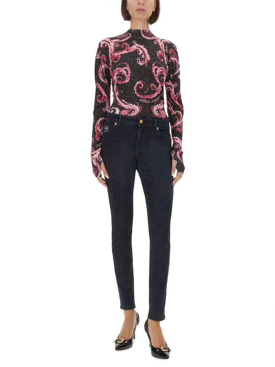 VERSACE JEANS COUTURE T-SHIRT IN MAGLIA LUREX CHROMO Prezzo Ridotto