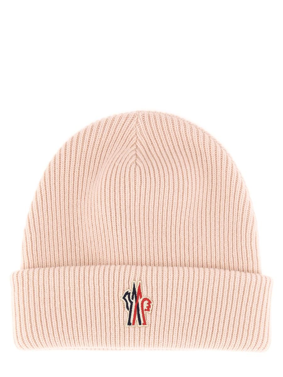 MONCLER GRENOBLE CAPPELLO BEANIE CON LOGO In vendita