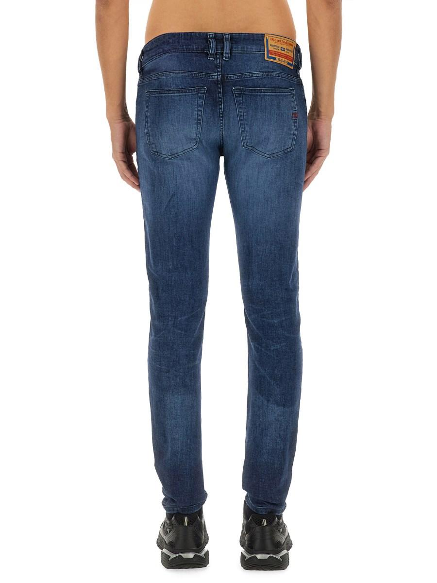 DIESEL JEANS "1979 SLEENKER" Discount Store per i nuovi prodotti